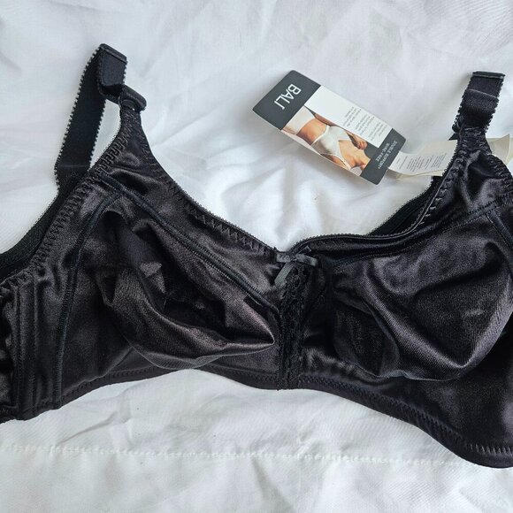 NWT Bali Womens Double Support Wirefree Bra 3820 Black 42C - Picture 1 of 6